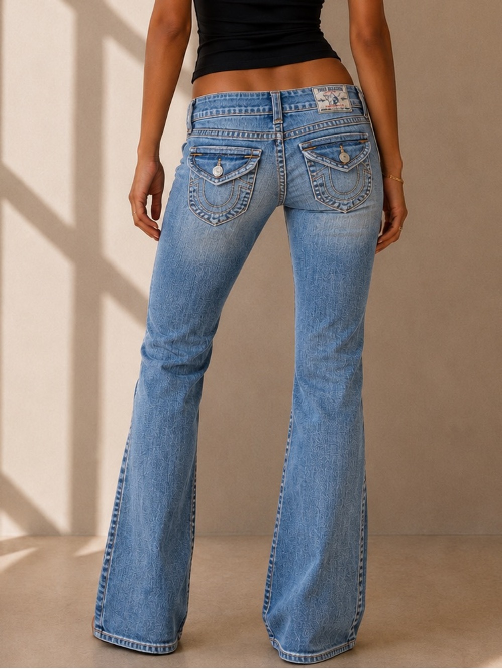 Y2K True Religion Light Wash Low Rise Bootcut Jeans (Becky Model)